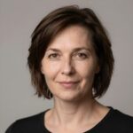 Клиентка Мария Смирнова пользуется услугами спутникового интернета для автодомов от компании СатФлай ТВ