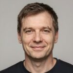 Дмитрий Кольцов — клиент компании СатФлай ТВ, использующий спутниковый интернет для своего автодома